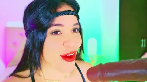 Charloott Evans online show from July 8, 2026, 1:54 am