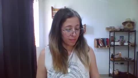 charlott online show from February 12, 2026, 8:26 pm