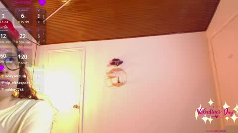 Snapshot of charlote__miller chatting on February 16, 2025, 5:04 am You honey online show from February 16, 2025, 5:04 am