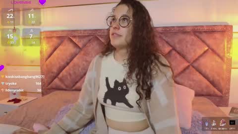 Snapshot of charlote__miller chatting on February 25, 2025, 1:20 am You honey online show from February 25, 2025, 1:20 am