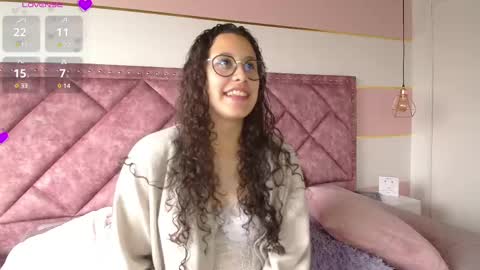 Snapshot of charlote__miller chatting on March 4, 2025, 11:19 am You honey online show from March 4, 2025, 11:19 am