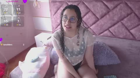 Snapshot of charlote__miller chatting on March 7, 2025, 11:29 am You honey online show from March 7, 2025, 11:29 am