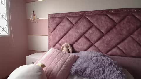 Snapshot of charlote__miller chatting on March 7, 2025, 2:34 pm You honey online show from March 7, 2025, 2:34 pm