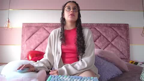 Snapshot of charlote__miller chatting on March 8, 2025, 11:37 am You honey online show from March 8, 2025, 11:37 am