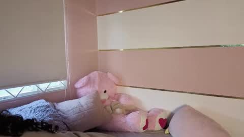 Snapshot of charlote__miller chatting on October 17, 2025, 11:46 am You honey online show from October 17, 2025, 11:46 am