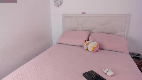    online show from April 6, 2026, 4:30 pm