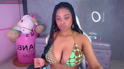 Charlote  online show from October 6, 2025, 12:46 pm