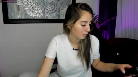 Charlote online show from November 1, 2025, 11:56 am