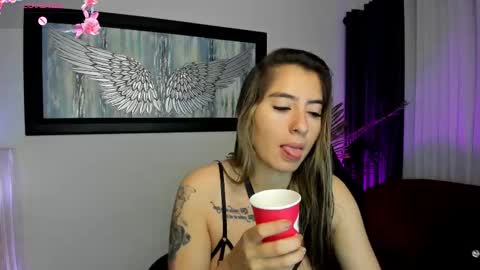 Charlote online show from November 13, 2025, 11:53 am