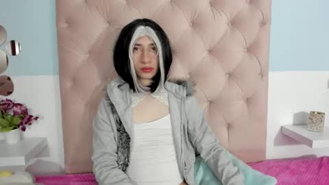 charlothe_7 online show from November 28, 2025, 4:26 am