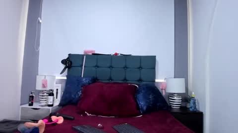 Charlott online show from September 8, 2025, 5:45 pm