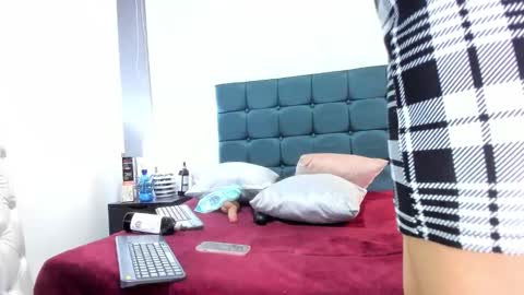 Charlott online show from November 28, 2025, 5:59 pm