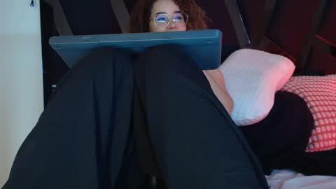 Char 3 online show from January 8, 2025, 11:52 pm