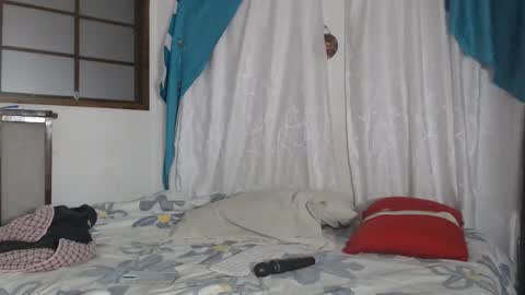 karinaa independent model online show from December 21, 2025, 1:57 am