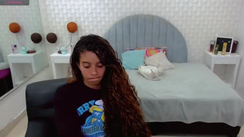 Snapshot of charlotte_0309 chatting on January 6, 2025, 9:32 pm charlotte online show from January 6, 2025, 9:32 pm