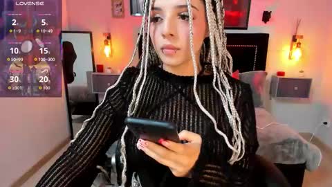 Charlotte online show from November 8, 2025, 4:34 am