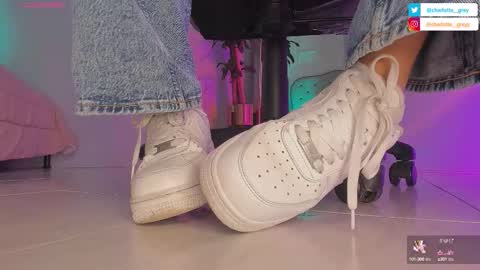 charlotte  grey online show from September 20, 2025, 8:10 pm