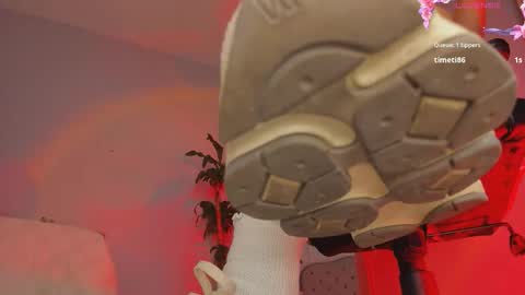 charlotte  grey online show from March 21, 2026, 2:42 pm