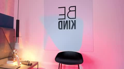 Charlotte online show from February 9, 2025, 1:46 pm