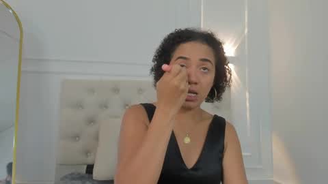 charlottte y dante online show from April 1, 2026, 3:29 am