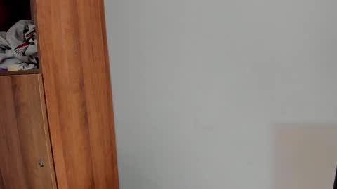 Charlotte online show from November 22, 2025, 1:21 pm