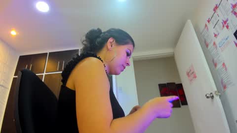 Charlotte Icee online show from January 18, 2025, 4:31 pm