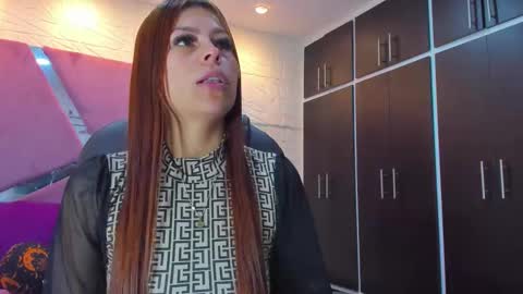 Charlotte Icee online show from November 21, 2025, 3:44 pm