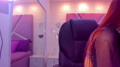 Charlotte Icee online show from December 16, 2025, 3:39 pm