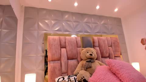 Charlotte Icee online show from April 7, 2026, 2:28 pm