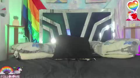 Snapshot of charlotte_landry__ chatting on June 17, 2026, 2:51 pm CHARLOTTELANDRY online show from June 17, 2026, 2:51 pm
