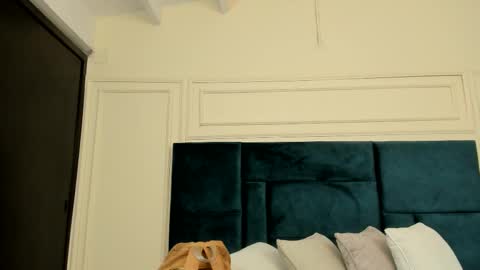 Charlotte Mayers online show from February 19, 2025, 11:17 am