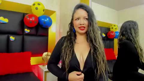 Snapshot of charlotte_monnroe chatting on June 15, 2026, 1:24 pm charlotte_monnroe online show from June 15, 2026, 1:24 pm