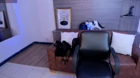 Charlotte  Everyday From 0700 to 1300 Col Time online show from September 12, 2025, 11:21 am