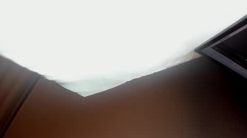 charlotte_williams_1 online show from November 20, 2025, 12:16 pm