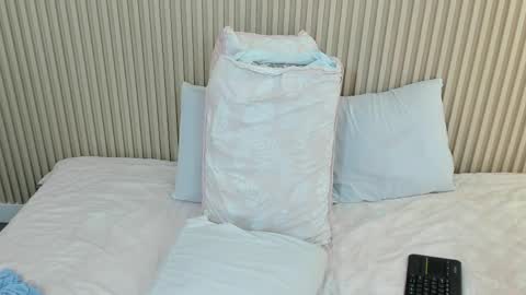 Snapshot of charlottebrowns__ chatting on May 31, 2026, 6:09 pm Charlotte online show from May 31, 2026, 6:09 pm