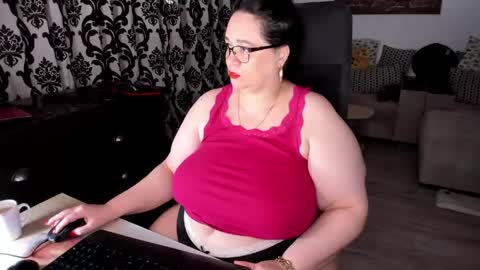 Snapshot of charlottediamonds chatting on May 7, 2026, 4:34 pm Charlotte Diamonds online show from May 7, 2026, 4:34 pm