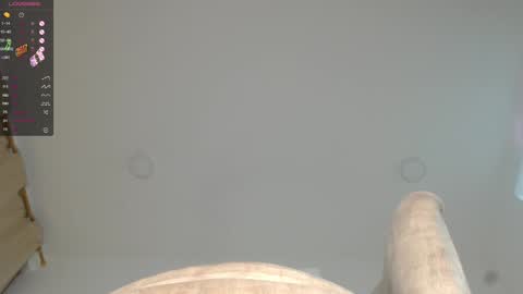 charlottehorny1 online show from December 15, 2024, 5:56 am