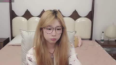 Charlotte online show from November 8, 2025, 3:23 pm