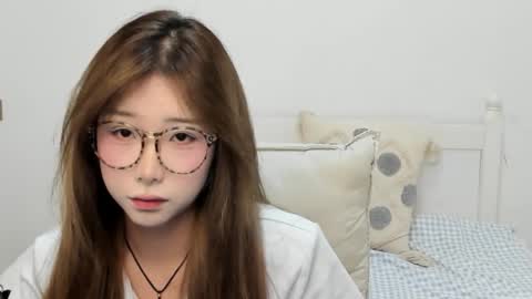 Charlotte online show from January 11, 2026, 2:05 am