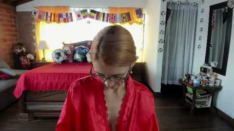 Snapshot of charlottewillson chatting on June 28, 2026, 4:35 pm Charlotte online show from June 28, 2026, 4:35 pm
