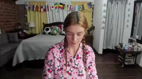 Snapshot of charlottewillson chatting on July 16, 2026, 12:16 am Charlotte online show from July 16, 2026, 12:16 am