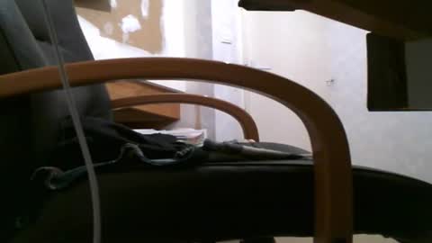 Snapshot of charly052 chatting on December 1, 2025, 4:23 pm charly052 online show from December 1, 2025, 4:23 pm