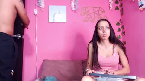Snapshot of charly_emily chatting on September 24, 2025, 3:10 am charly_emily online show from September 24, 2025, 3:10 am