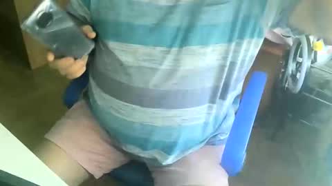charly online show from June 10, 2026, 8:35 am