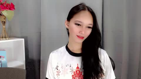 Snapshot of charm_fuckdoll8 chatting on April 25, 2026, 12:24 am charm_fuckdoll8 online show from April 25, 2026, 12:24 am
