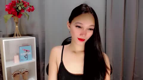 Snapshot of charm_fuckdoll8 chatting on May 6, 2026, 2:29 am charm_fuckdoll8 online show from May 6, 2026, 2:29 am