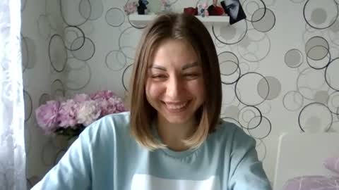 Snapshot of charming__chick chatting on June 22, 2026, 2:47 pm charming__chick online show from June 22, 2026, 2:47 pm