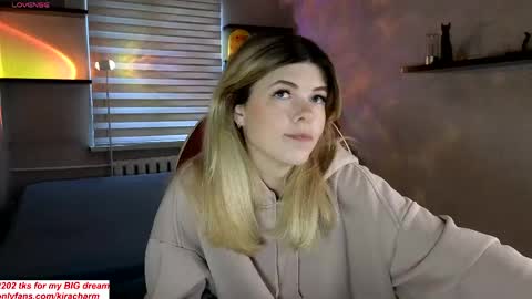 Snapshot of charming__kitty chatting on May 20, 2026, 11:49 am Kira online show from May 20, 2026, 11:49 am