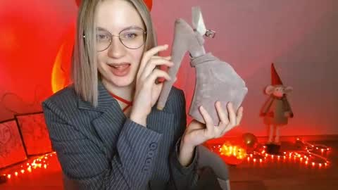 Snapshot of charming_beauty chatting on January 11, 2025, 1:59 am Michelle online show from January 11, 2025, 1:59 am