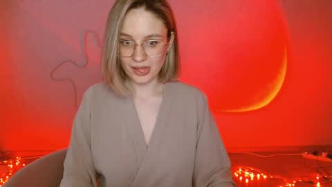 Snapshot of charming_beauty chatting on February 7, 2025, 5:41 am Michelle online show from February 7, 2025, 5:41 am